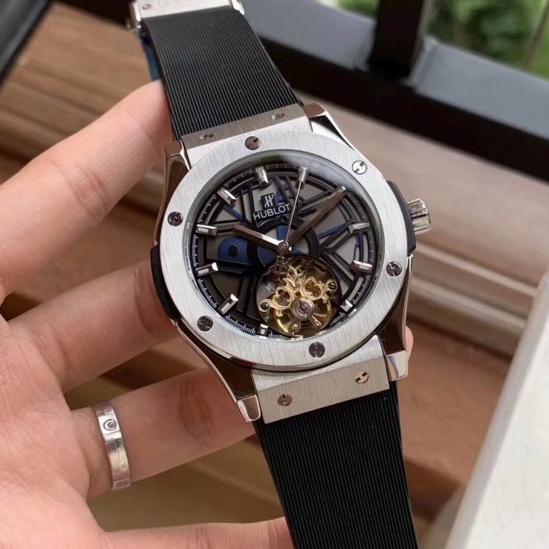 HUBLOT GENEVE Watch 600